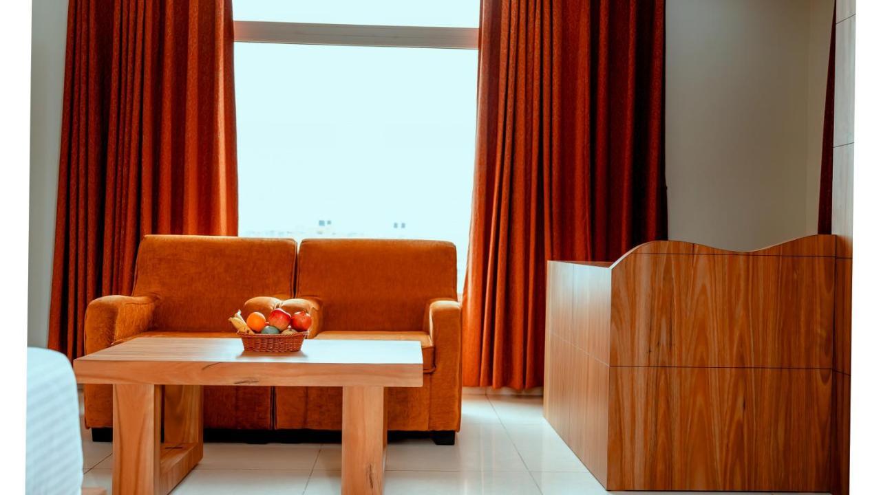 Hotel Dc Star Тарапит Екстериор снимка