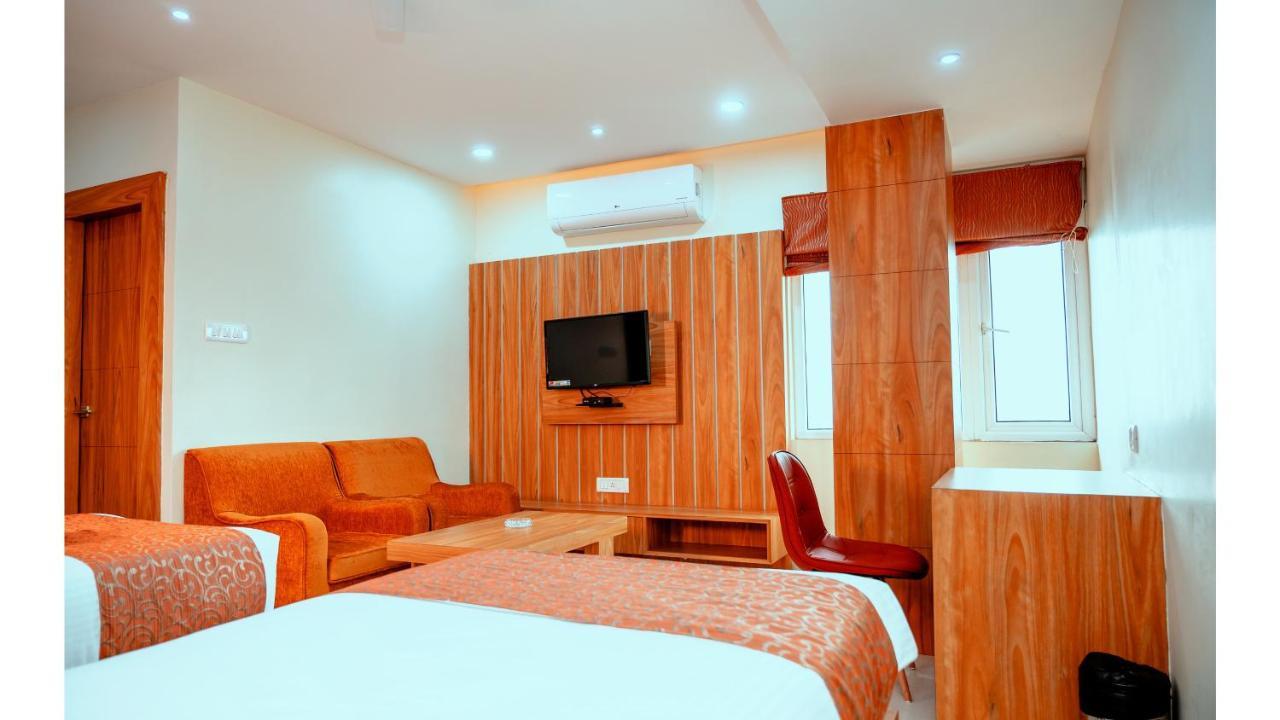 Hotel Dc Star Тарапит Екстериор снимка