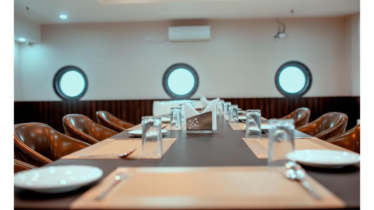 Hotel Dc Star Тарапит Екстериор снимка
