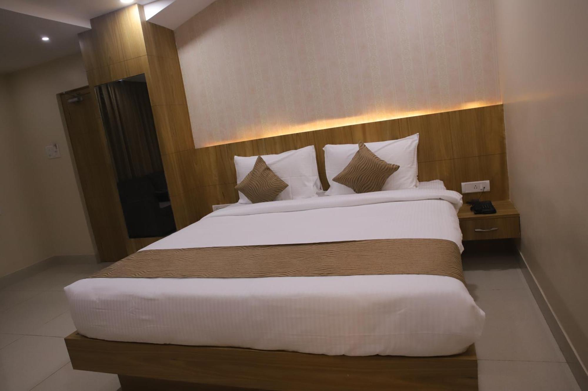 Hotel Dc Star Тарапит Екстериор снимка